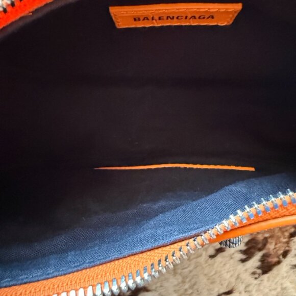 BALENCIAGA Le Cagole xs Orange Croc 2-way city giant hardware pop moto - Picture 9 of 11